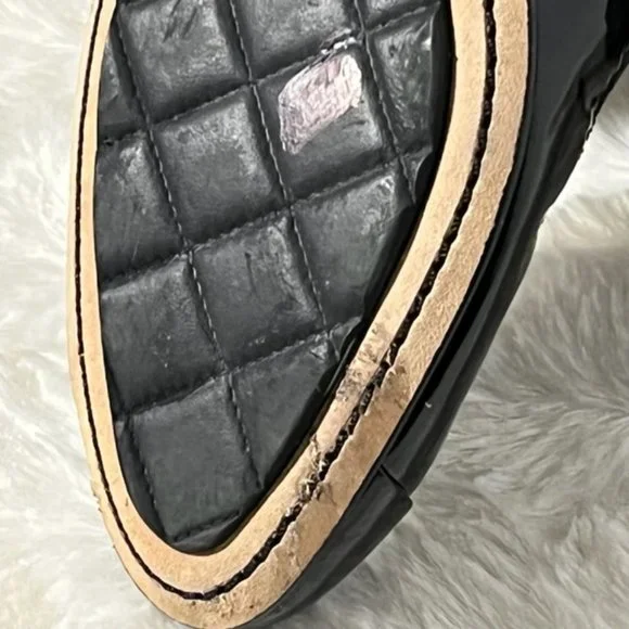 CHANEL Black Patent Leather CC Scrunch Block Heel Pumps EU Size 36, US Size 6 - Picture 15 of 15